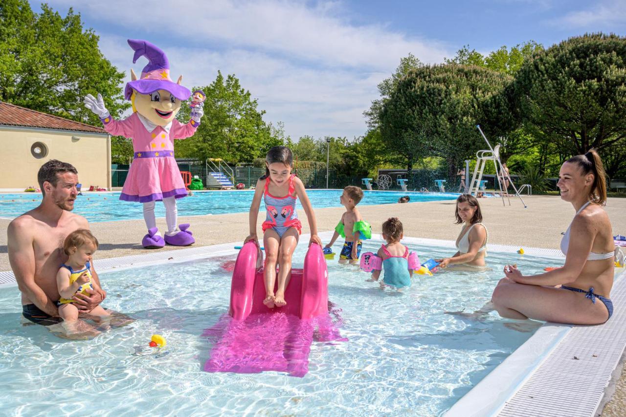 Camping Capfun La Breteche Les Épesses Exteriör bild